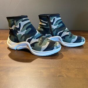 Paolo Green and Black Sneakers Modern High-Top Design
